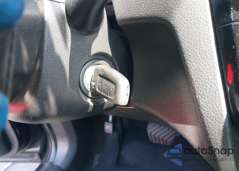 2019 Nissan Rogue Sport S z USA, uszkodzony, nr VIN JN1BJ1CP5KW520153